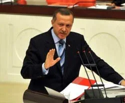 'Nazizmi hortlattınız' sözüne destek