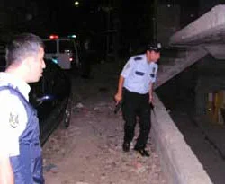 Polise yakalanmamak için 4. kattan atladı