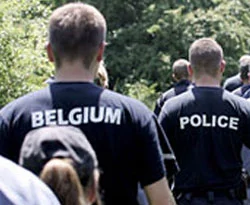 Polisleri ısıran kadın sürücü yakalandı!