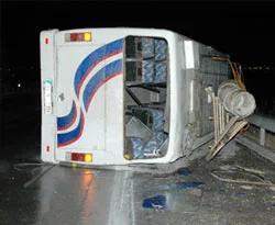 Samsun'da otobüs devrildi: 31 yaralı