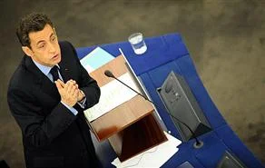 Sarkozy'den AP'ye duygusal veda