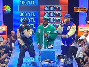 Show TV 50 Cent'le servet kazandı!
