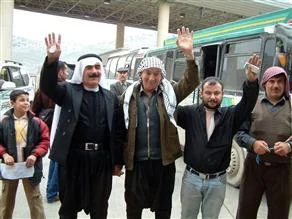Suriye sınırında bayramlaşma heyecanı