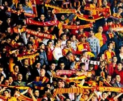 Taraftarlardan G.Birliği maçına hücum