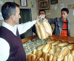 Açlık sınırı bin 72 TL'ye yükseldi