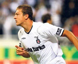 Batuhan: 'Araba ehliyetim bile yok'