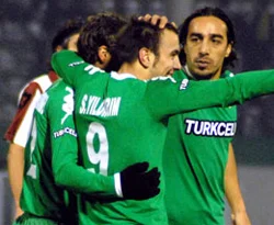 Bursa'dan yarım düzine gol