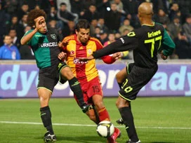 Cimbom, Denizli'de golcüleri ile kazandı