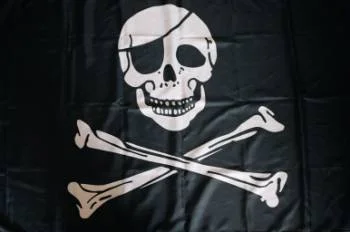 Deniz korsanları kargo gemisi kaçırdı