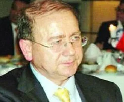 Emekli Tuğgeneral Ersöz İstanbul'da