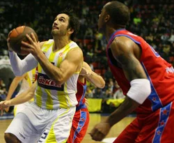 Fenerbahçe'ye CSKA tokadı: 66-48