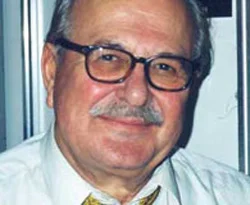 Fethi Naci'ye saygı