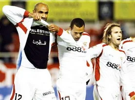 Filistin'e destek veren Kanoute'ye ceza