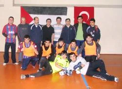 Filistin yararına maç organize ettiler