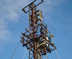 Kaçak elektrik 8 trafo yaktı