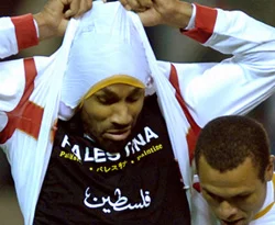Kanoute'ye İran'dan destek geldi