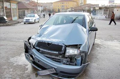 Karaman'da trafik kazası: 6 yaralı