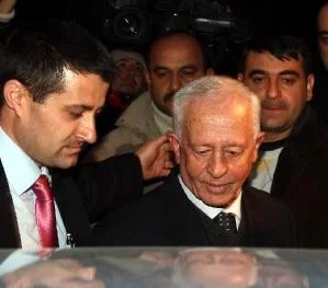 Orgeneral Tuncer Kılıç adliyede