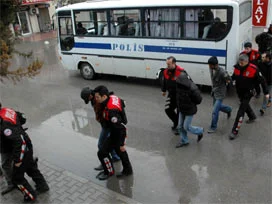 Sahte altın çetesine baskın