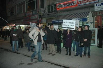 Yurtseverlerin eylemine polis engeli