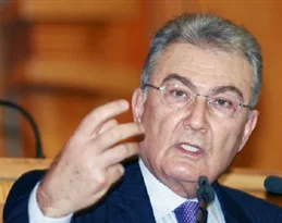 Baykal: Başbakanı kimse itip kakamaz