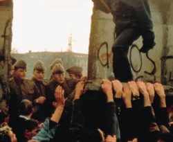 Berlin duvarı en çok Türkleri etkiledi