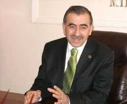 Bir il belediyesi daha Saadet'e geçti