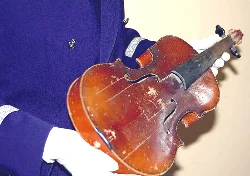 Bir Stradivarius daha bulundu!