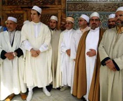 Fransız imamlara laiklik dersi