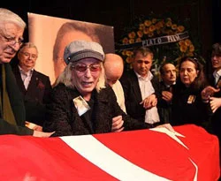 Gazanfer Özcan son yolculuğuna uğurlandı