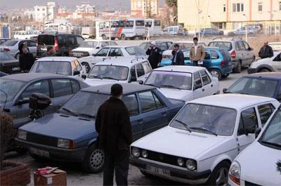 Gaziantep'te yollar otoparka döndü