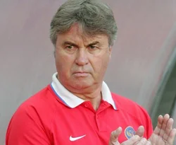 Hiddink: 'Chelsea takım değil'