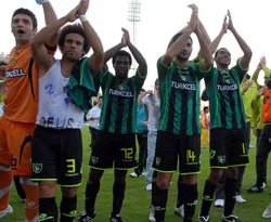 Horoz evinde öttü: 2-1