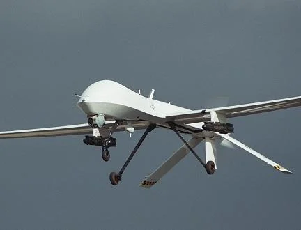 İran radara yakalanmayan uçak yaptı