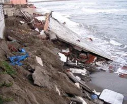 Karadeniz yazlık evleri yutuyor