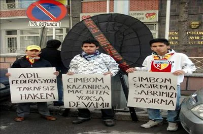 Kayserisporlulardan da siyah çelenk!