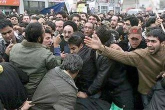 Muhammed Hatemi'ye saldırı