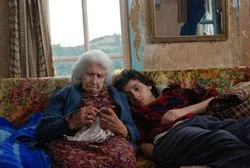Pandora'nun Kutusu'na İran'dan iki ödül