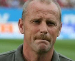 Thomas Schaff Ernst'i anlattı