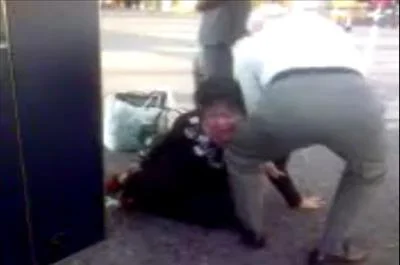Uçağı kaçıran kadın çıldırdı!