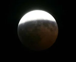 'Yarı Gölge Ay Tutulması' yarın yaşanacak