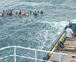 Yemen açıklarında 45 göçmen boğuldu