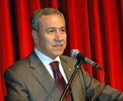 Arınç 28 Şubat'ta yaşadıklarını anlattı