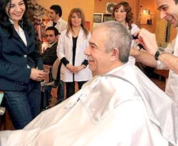 Bakan Başesgioğlu''ndan traş hatırası