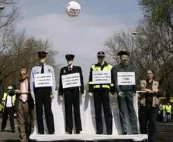 Bu kez polis eylem yaptı