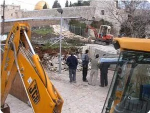 Cami temelinden tarih çıktı