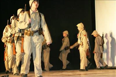 'Çanakkale Geçilmez' ağlattı