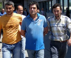 'Çelebi'nin evinde çocuk pornosu'