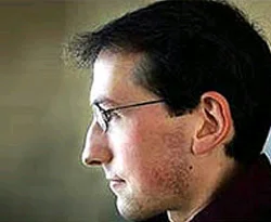 Facebook ve Google'ı dize getiren adam