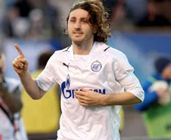Fatih Tekke, Zenit'i uçurdu!